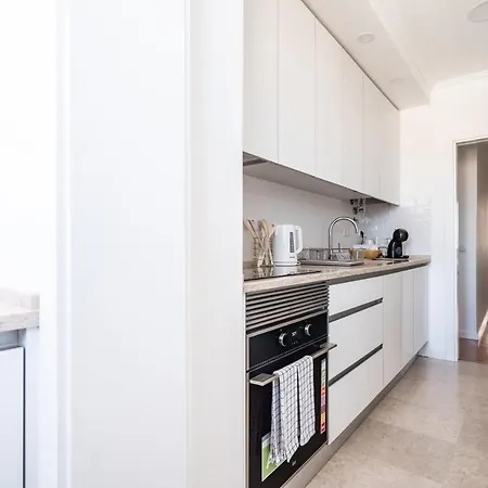 Akicity Real Charm Apartment *