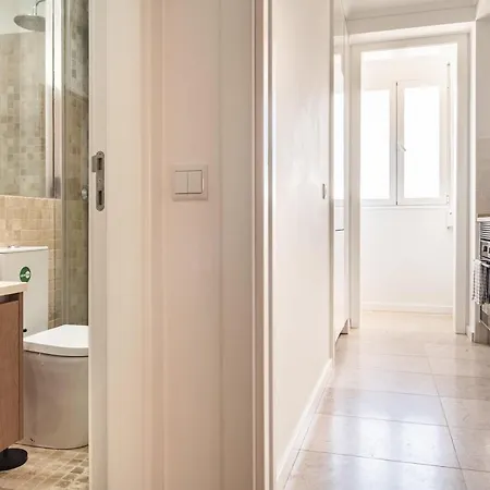 Akicity Real Charm * Lissabon